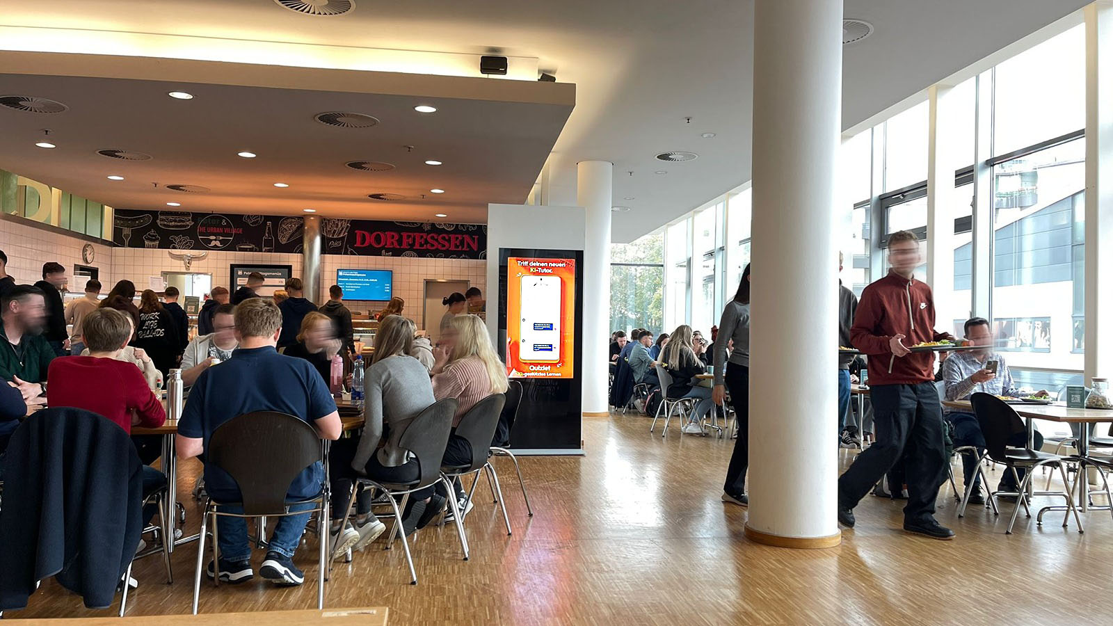 DOOH an der Hochschule in Aachen 